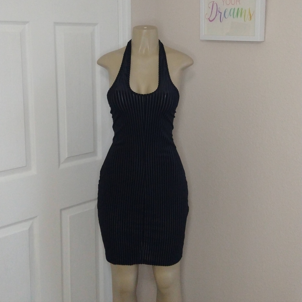 Black velvet bodycon
